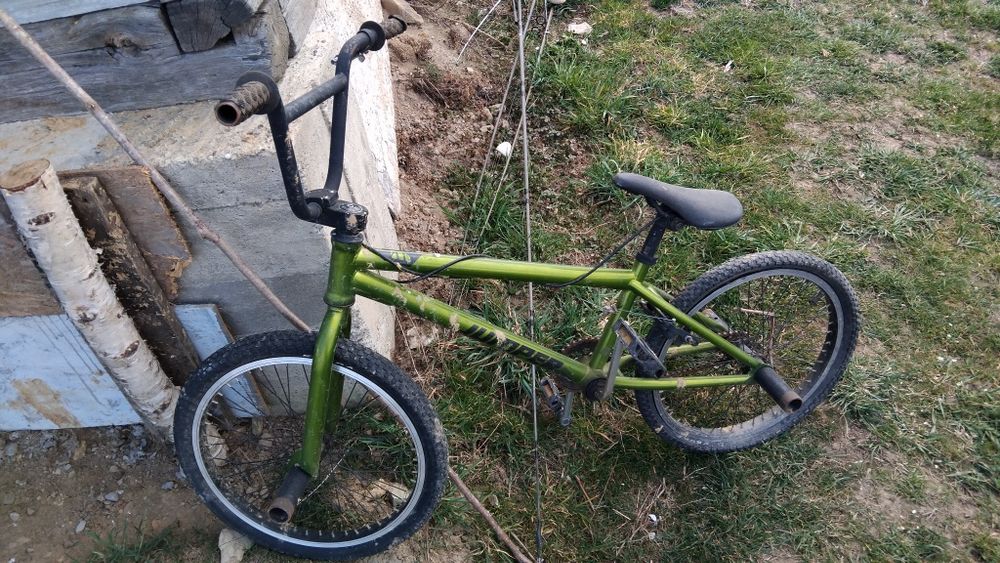 Bicicleta de vânzare