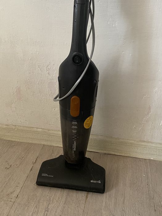 вертикальный проводной пылесос Deerma DX115C
