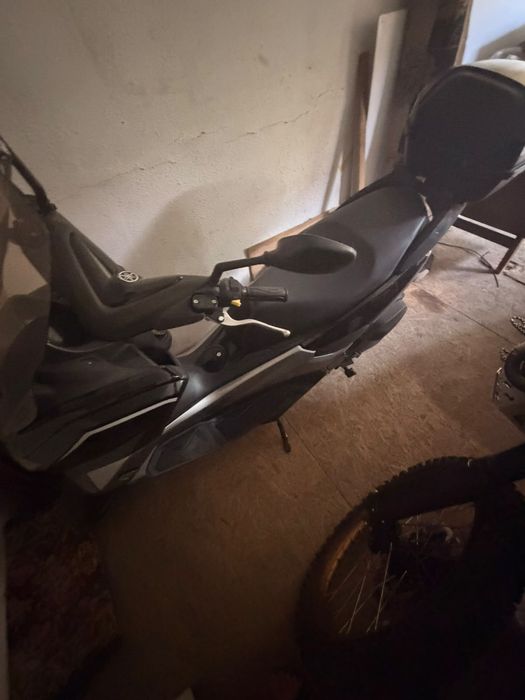 Продам мопед Nmax 150