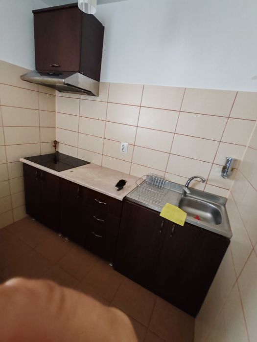 Vând apartament cu o camera