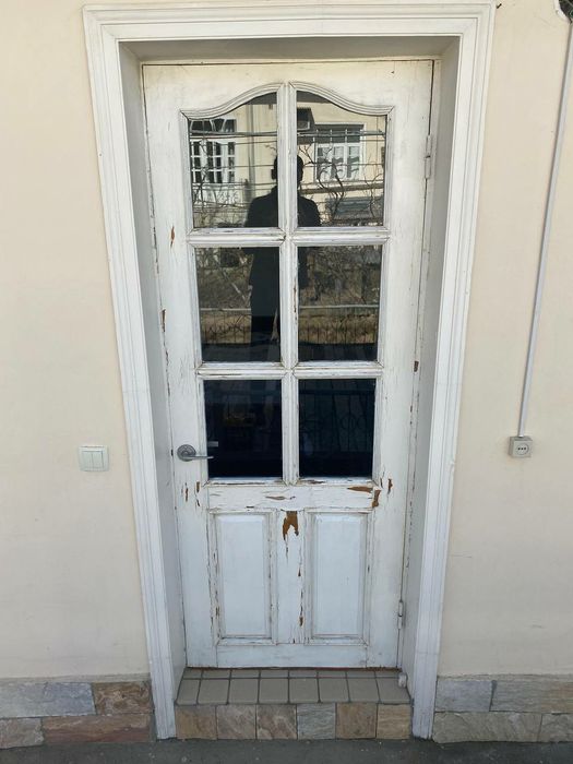 Продажа окон и дверей.