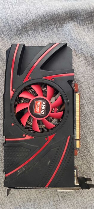 Компютърна конфигурация цяла или на части!!!