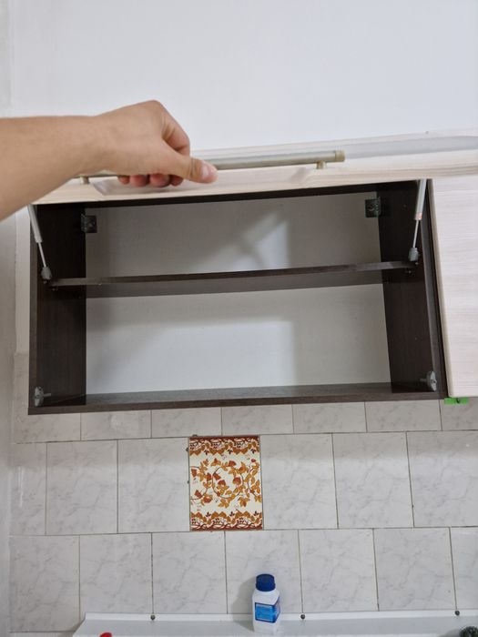 Кухонная мебель срочна