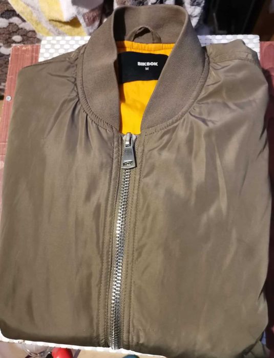 Бомбър яке дамско ежедневно с цип