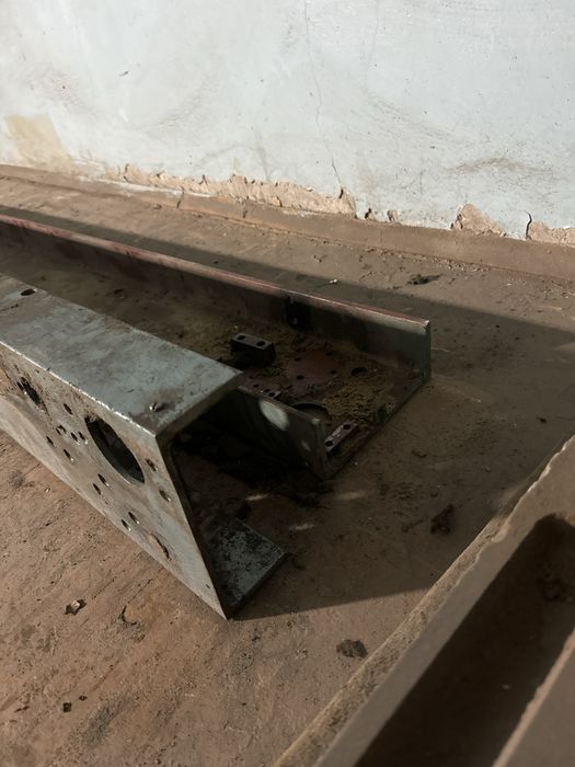 Швелер 200мм продам