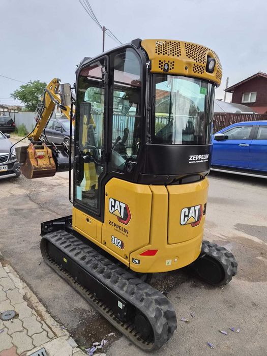 Продавам CAT 302 CR, про. 2022 г., на 29 м/ч