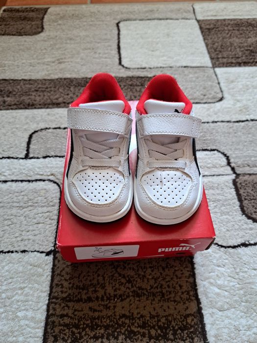 Adidasi baietel, nr 20, 13 cm interior