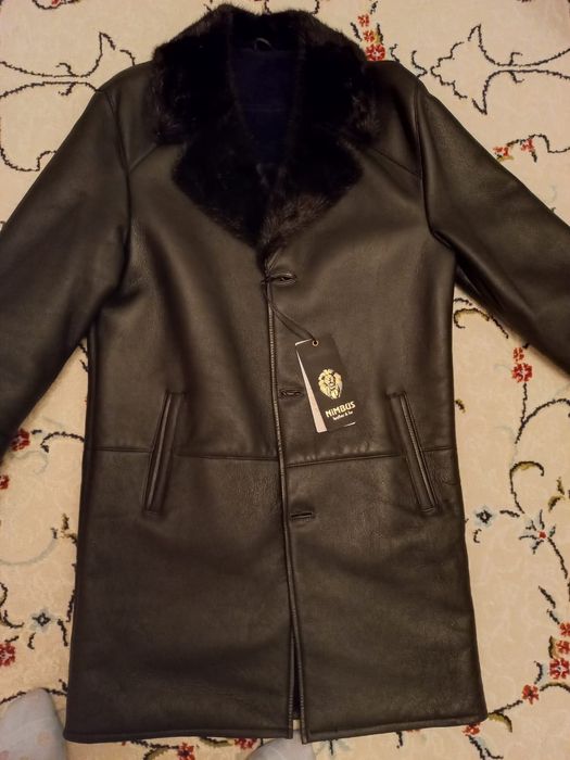 Продаётся новая мужская дубленка!