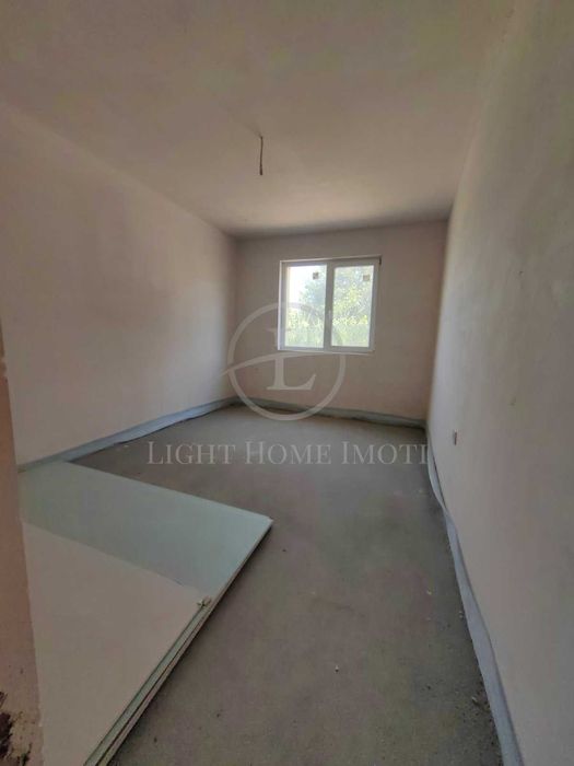 Продава се Двустаен апартамент в Пловдив, Коматево - 65 кв.м за 1431 €/кв.м - Снимка #2