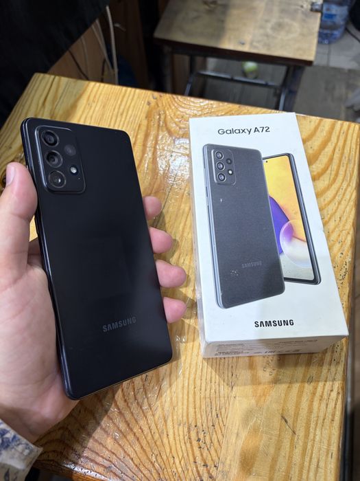 Samsung A72 256 gb