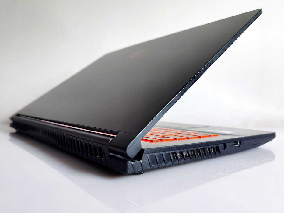 Laptop 32gb ram Gaming I7 INTEL led 144Hz placa video dedicata NVIDIA