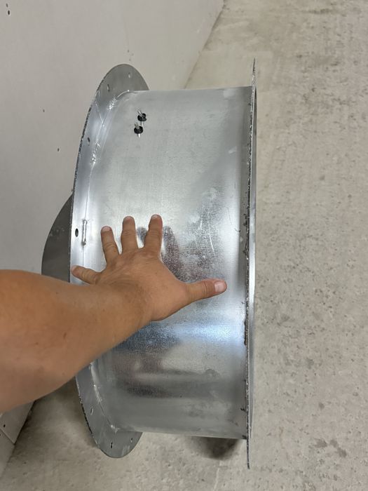 Корпус с възвратни клапи за въздух