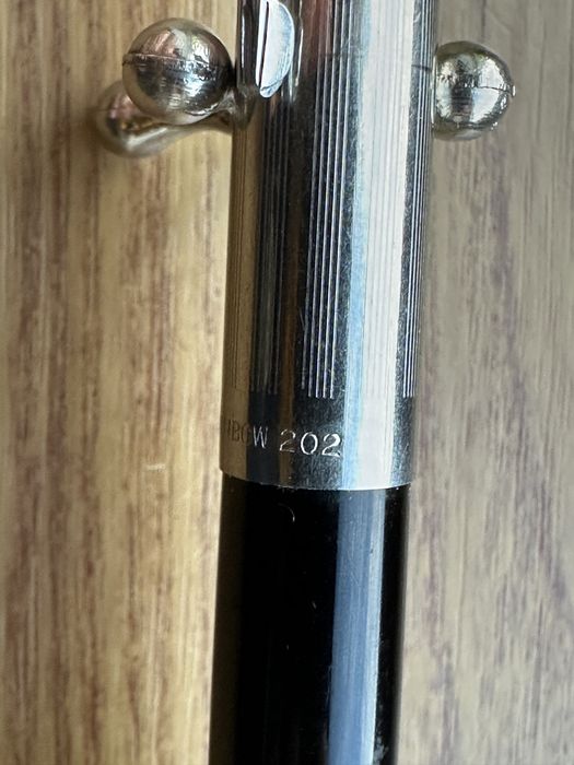 Stilou chinezesc Rainbow  202 negru