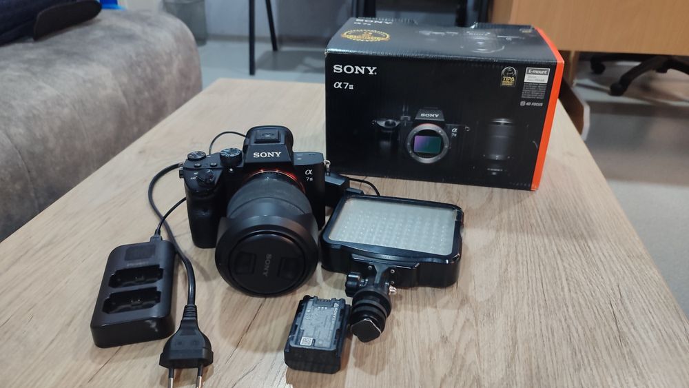 Sony a7III сотилади