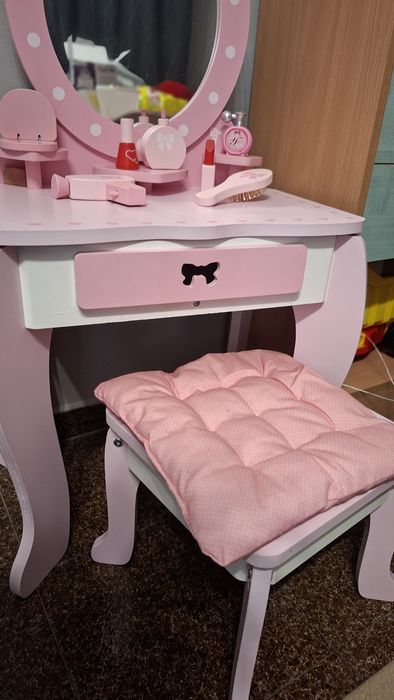 Тоалетка за игра