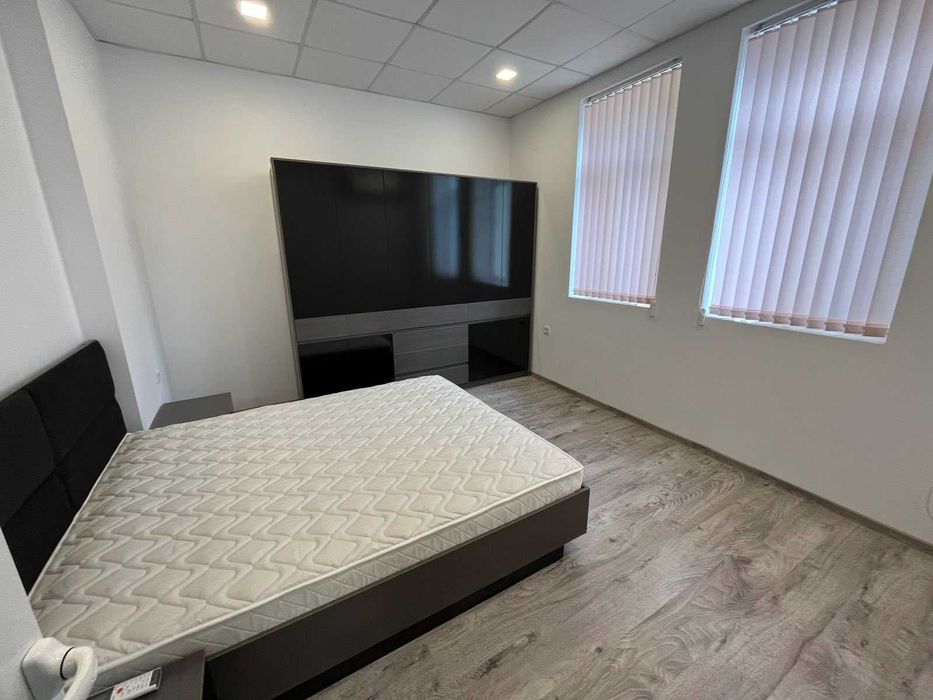 Двустаен апартамент под наем в центъра на Казанлък – обзаведен, 300 евро