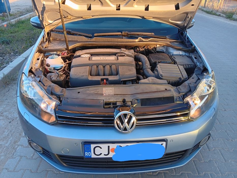 Vand vw golf 6 1.6 MPI an stare f bună