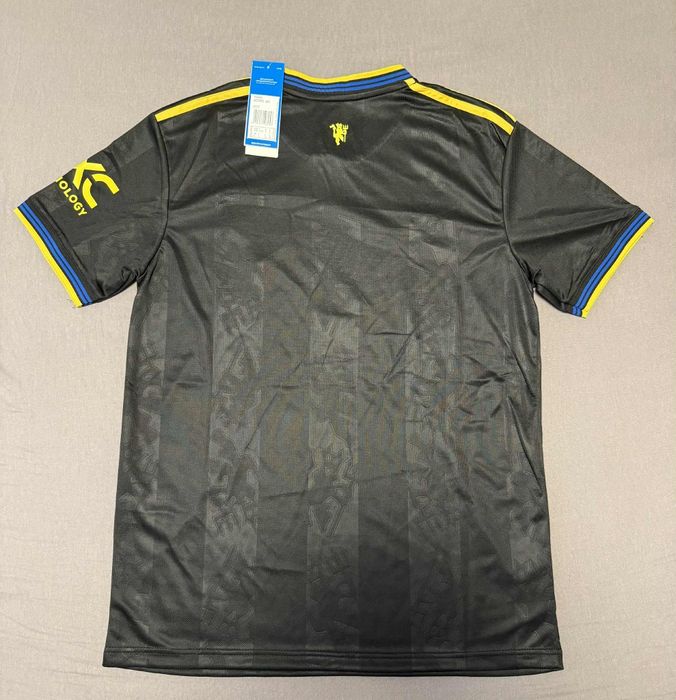 Футболни екипи от сезон 2025/2026