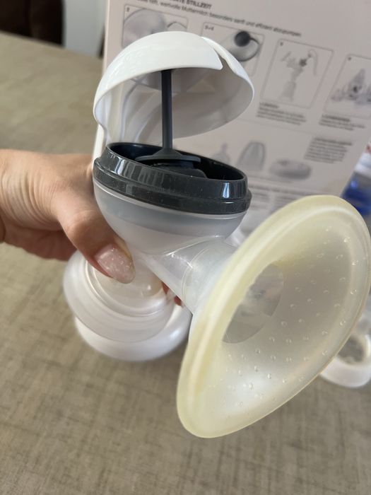 Ручной молокоотсос NUK Jolie