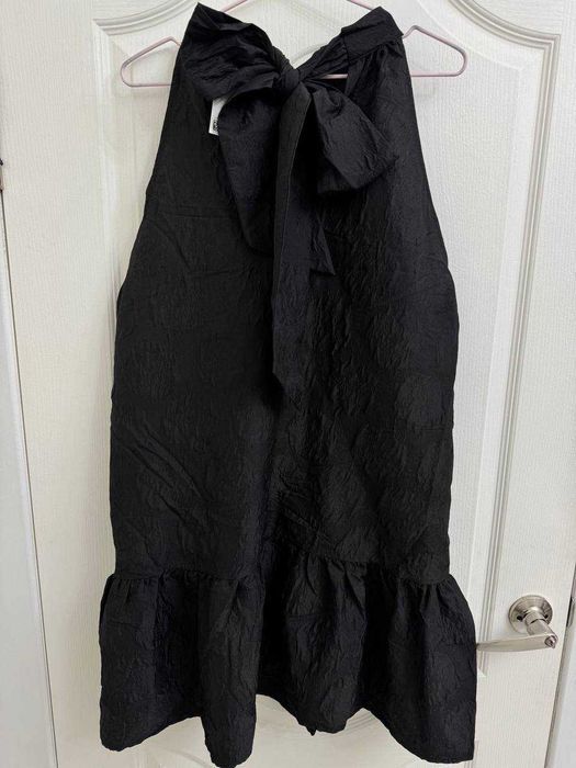 Новые жаккардовое /атласное платья H&M, размер М/L (46/52)