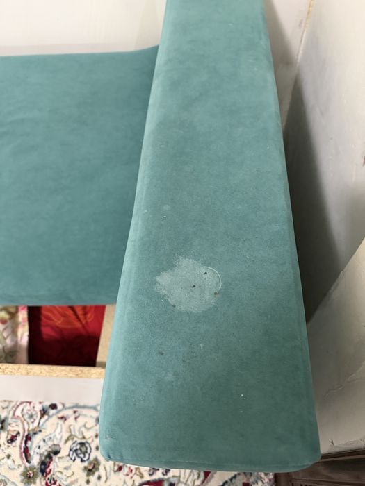 Продаю диван  за 20 окончательно