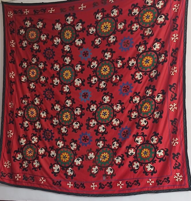 Qadimiy kashta 230×250cm