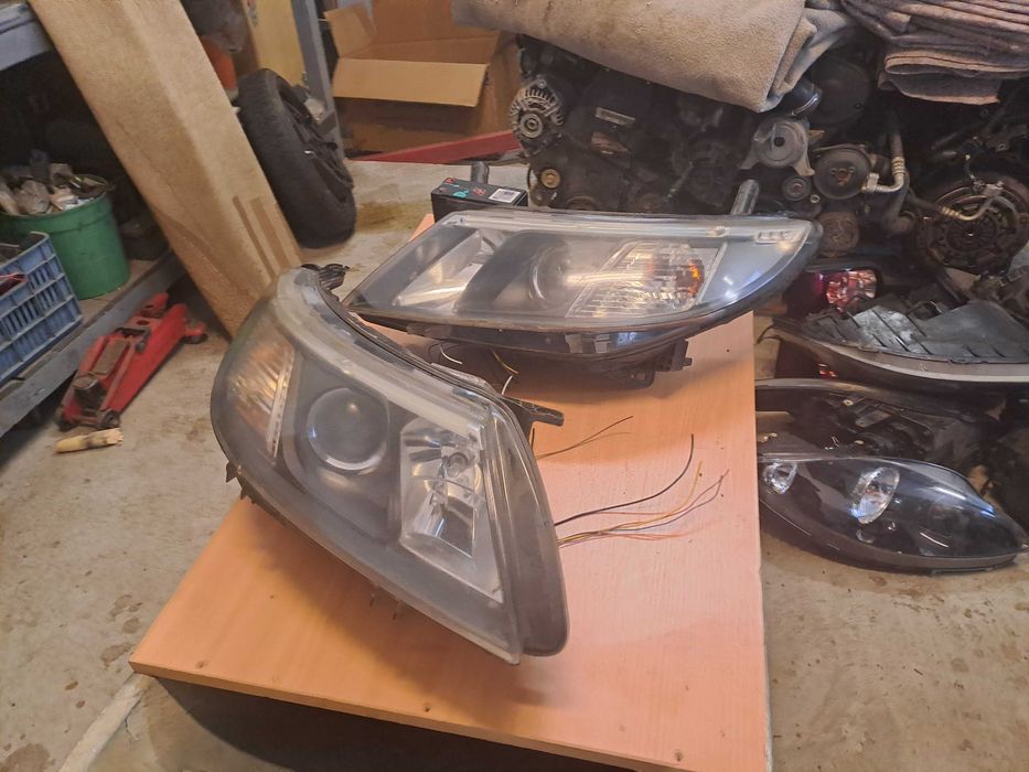 Far stanga dreapta Faruri Saab 93 9-3 Faclift cu Lupa si LED