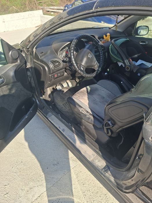 Peugeot   206cc  - черен цвят