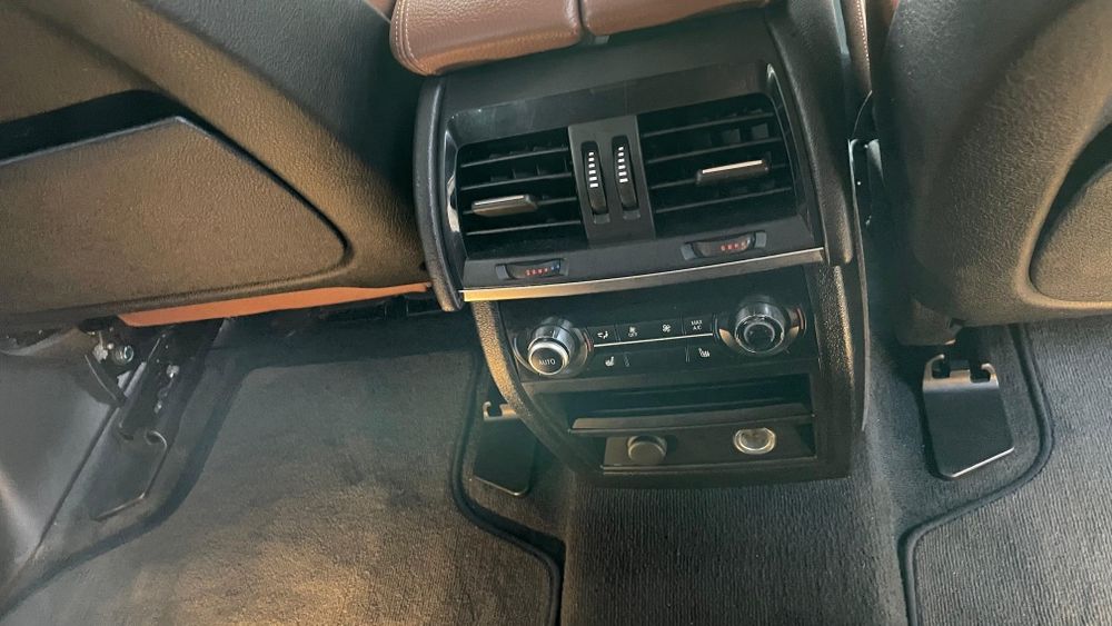 Продам бмв х5 свежепригнанный