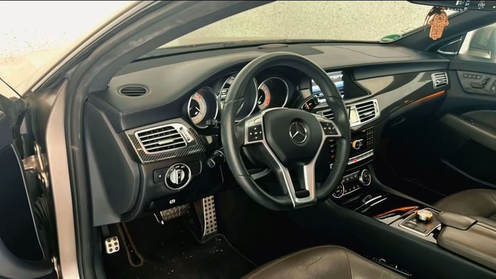 Mercedes CLS500 на части