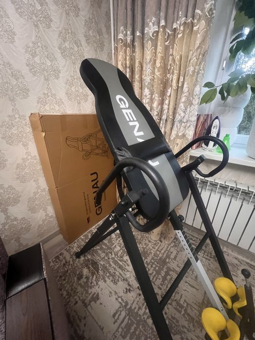 Инверсионный стол Genau