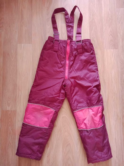 Комбинезон  на девочку рост 128 см 5000 тенге