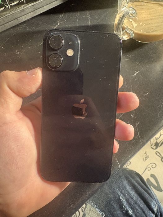 Iphone 12 mini 256 GB 84% baterie