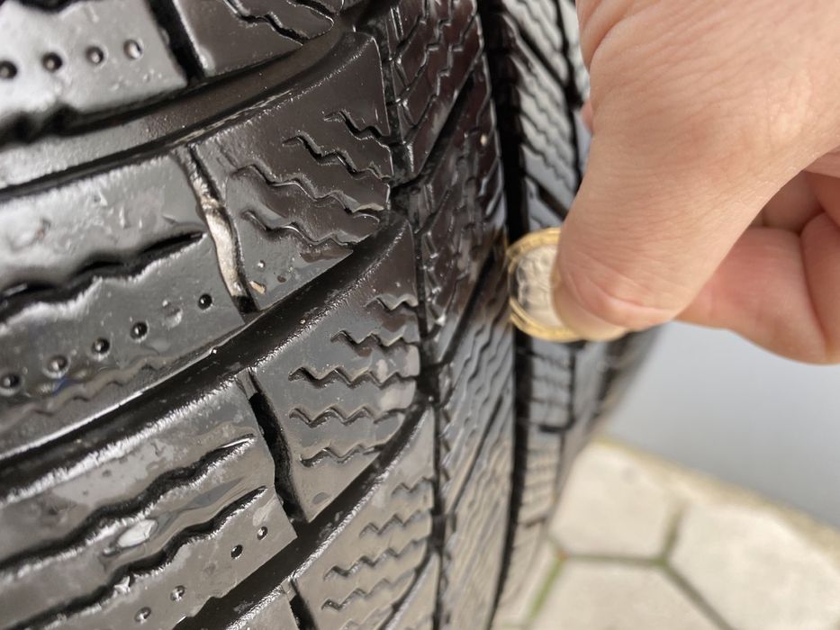 Зимни гуми 2ва броя MICHELIN X-ICE 245 50 R18 104H