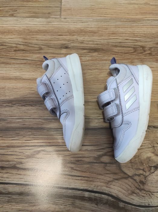 Маратонки Adidas