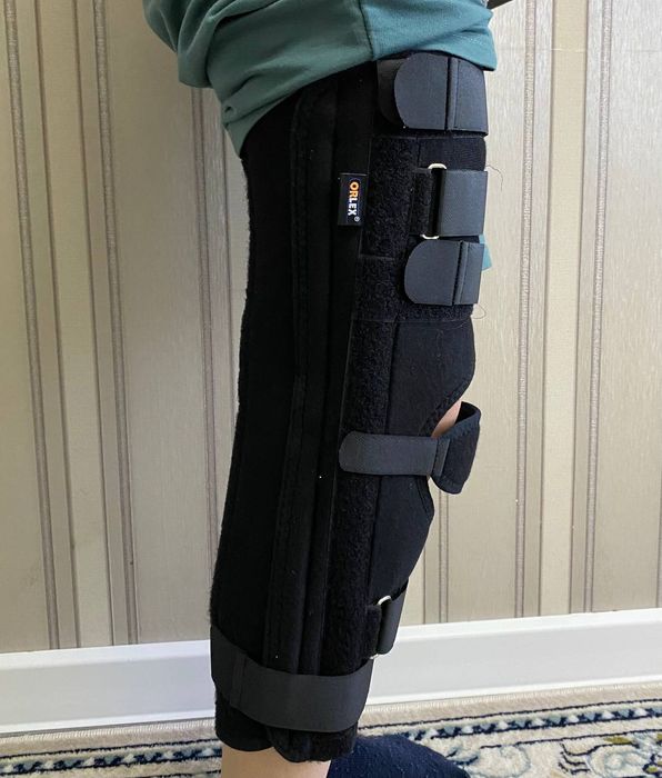 Корсет для ноги. Иммобилайзер.