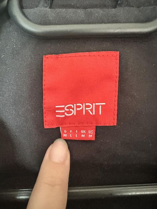 Есенно-зимно дамско яке Esprit