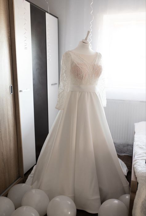 Inchiriez Manechine PREMIUM mire si mireasa