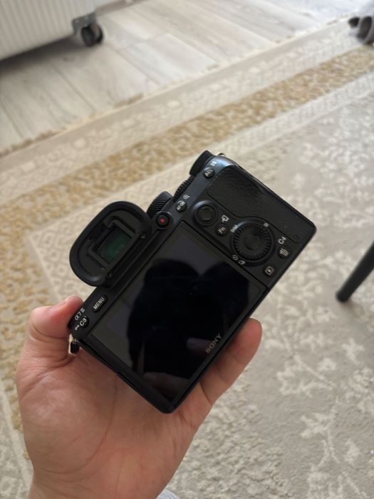 Sony Alpha A7 III в отличном состоянии