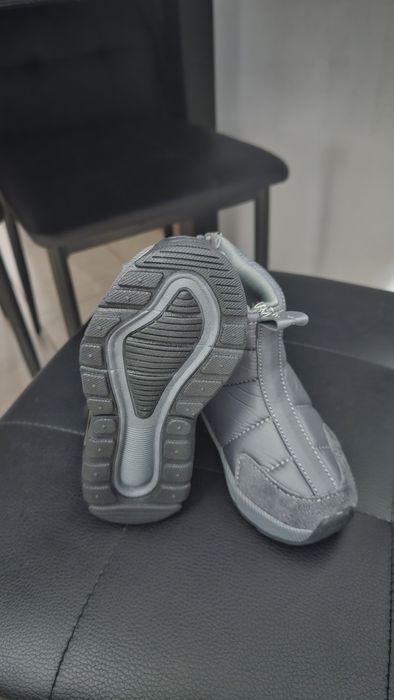 Ghete noi, mărimea 21