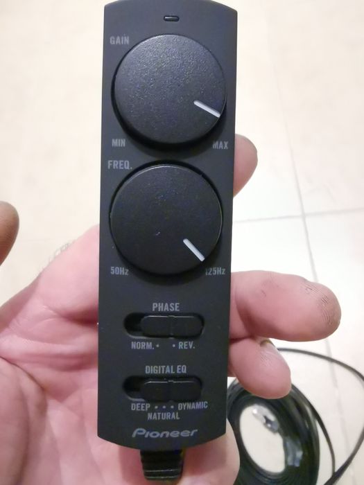 Активен бас  Pioneer TS-WX140DA Мощен компактен субуфер