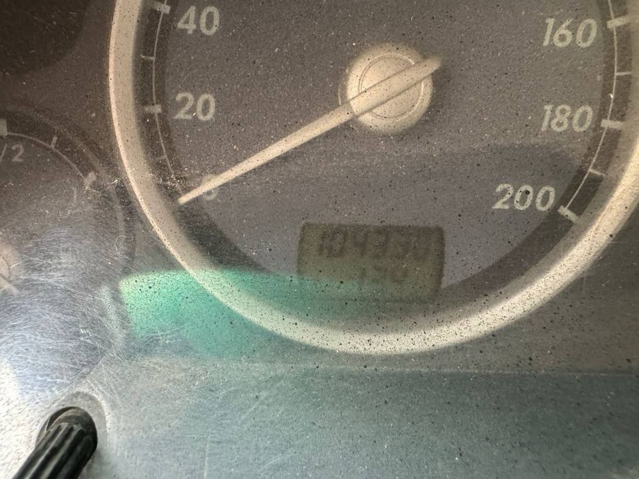 Автомобиль фургон