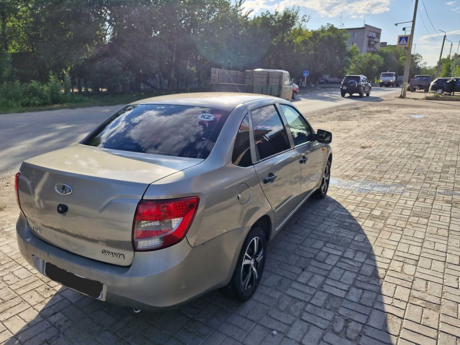 Продам Лада Гранта 2012 г.в.