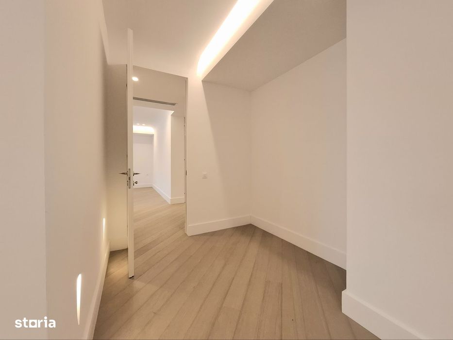 3 Camere | 103 MP | Terasa 13 MP | Cortina 126 | Erou Iancu Nicolae