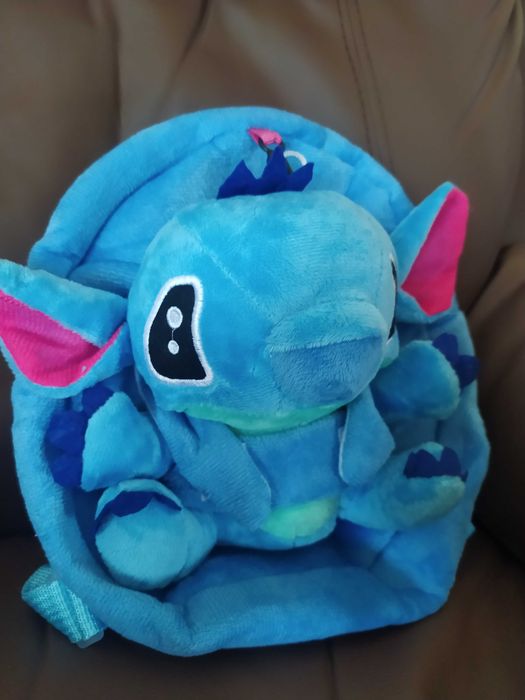 Нова раница Лило и Стич