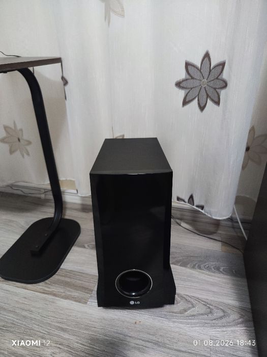 DVD LG 5.1 HT355
