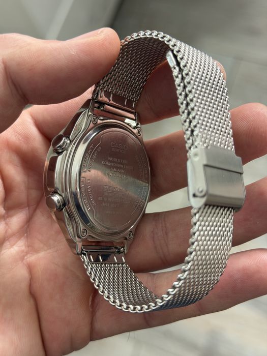 Продам часы Casio Edifice EFA-115