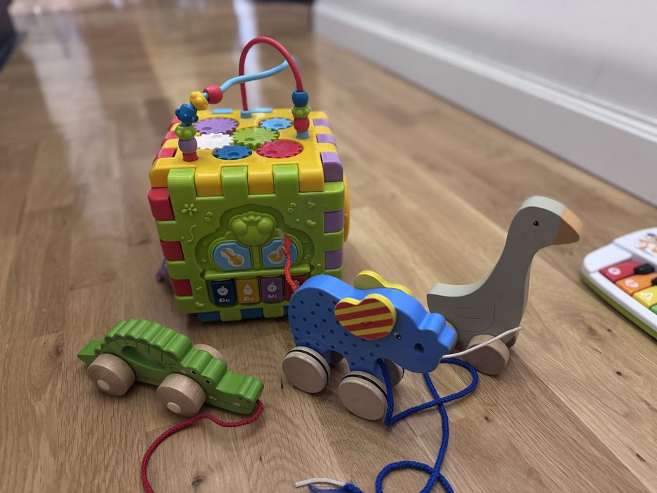 Детски играчки, сортери- дървени и други