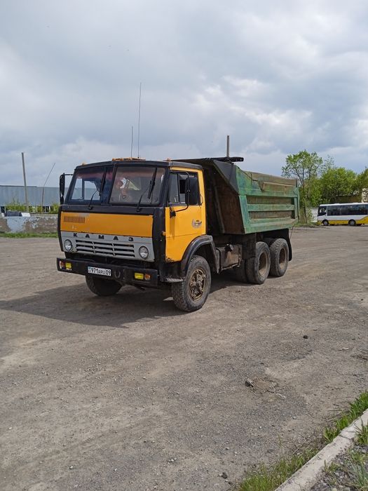 В продаже камаз самосвал
