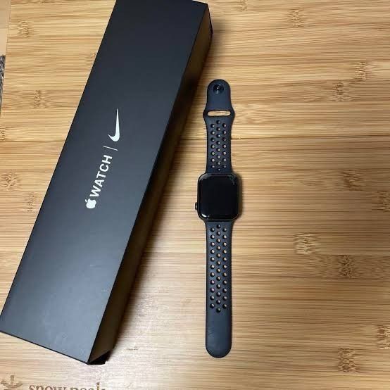 Apple watch 4, nike